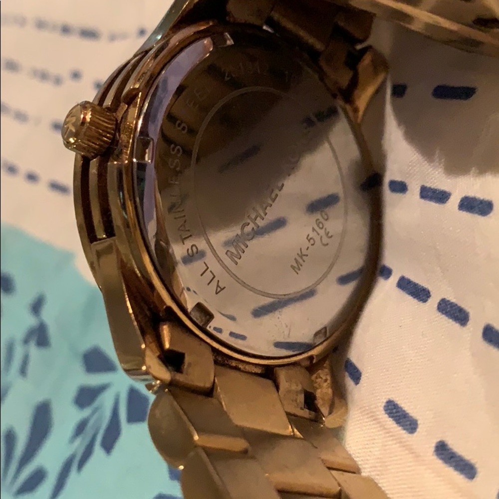 MK Watch - Picture 2 of 4